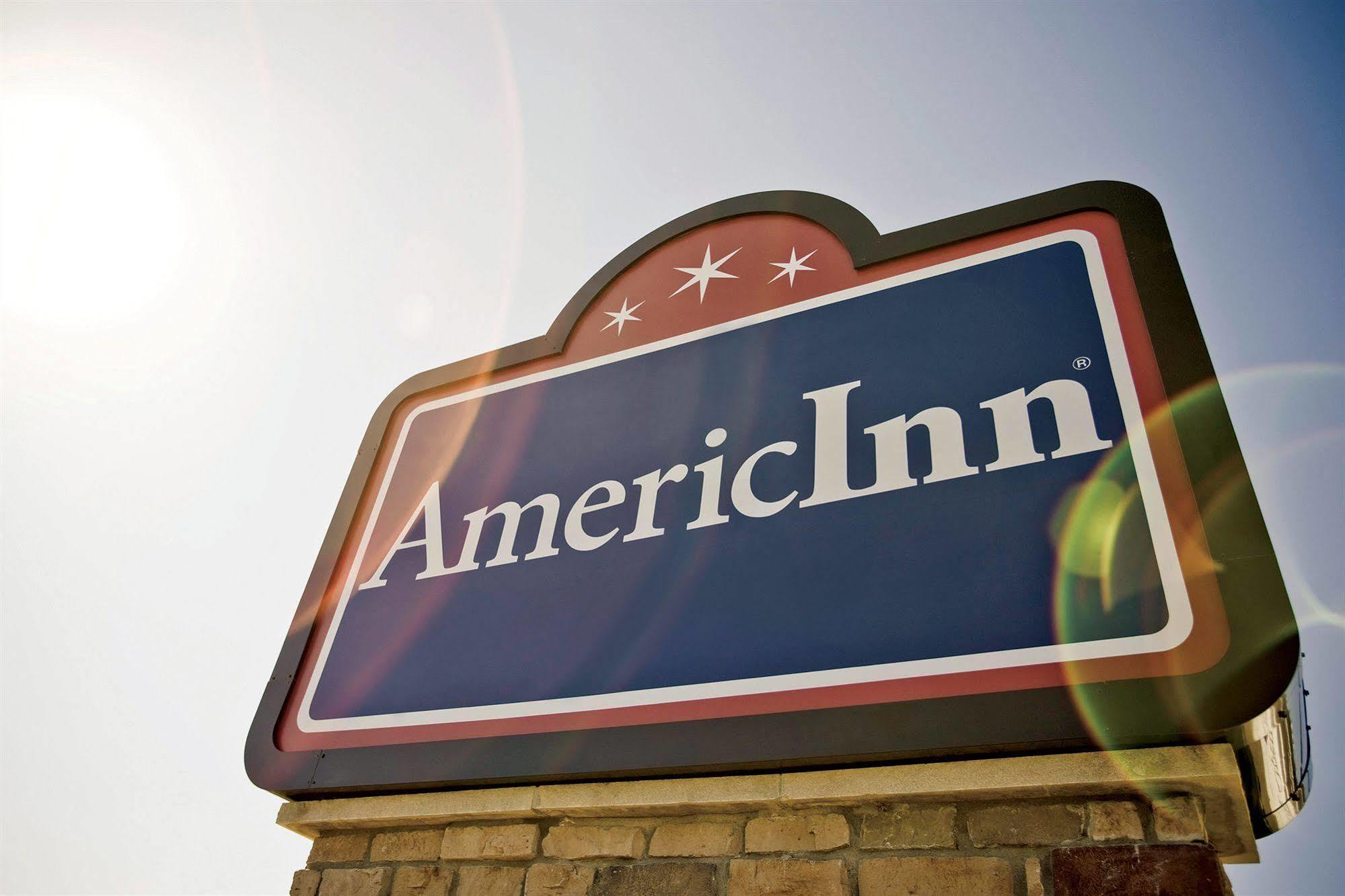 Americinn By Wyndham Blue Earth Екстериор снимка